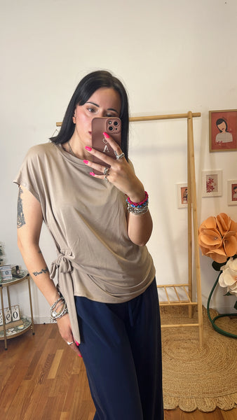 T-shirt nodo
