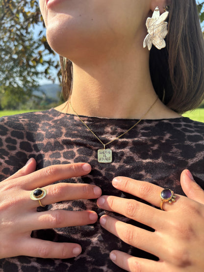 Collana targhetta “Amerai il finale”