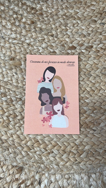 Cartolina “Ciascuna di noi fiorisce in modo diverso”