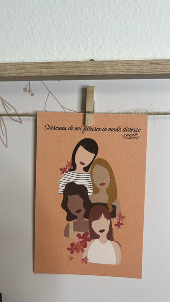 Cartolina “Ciascuna di noi fiorisce in modo diverso”