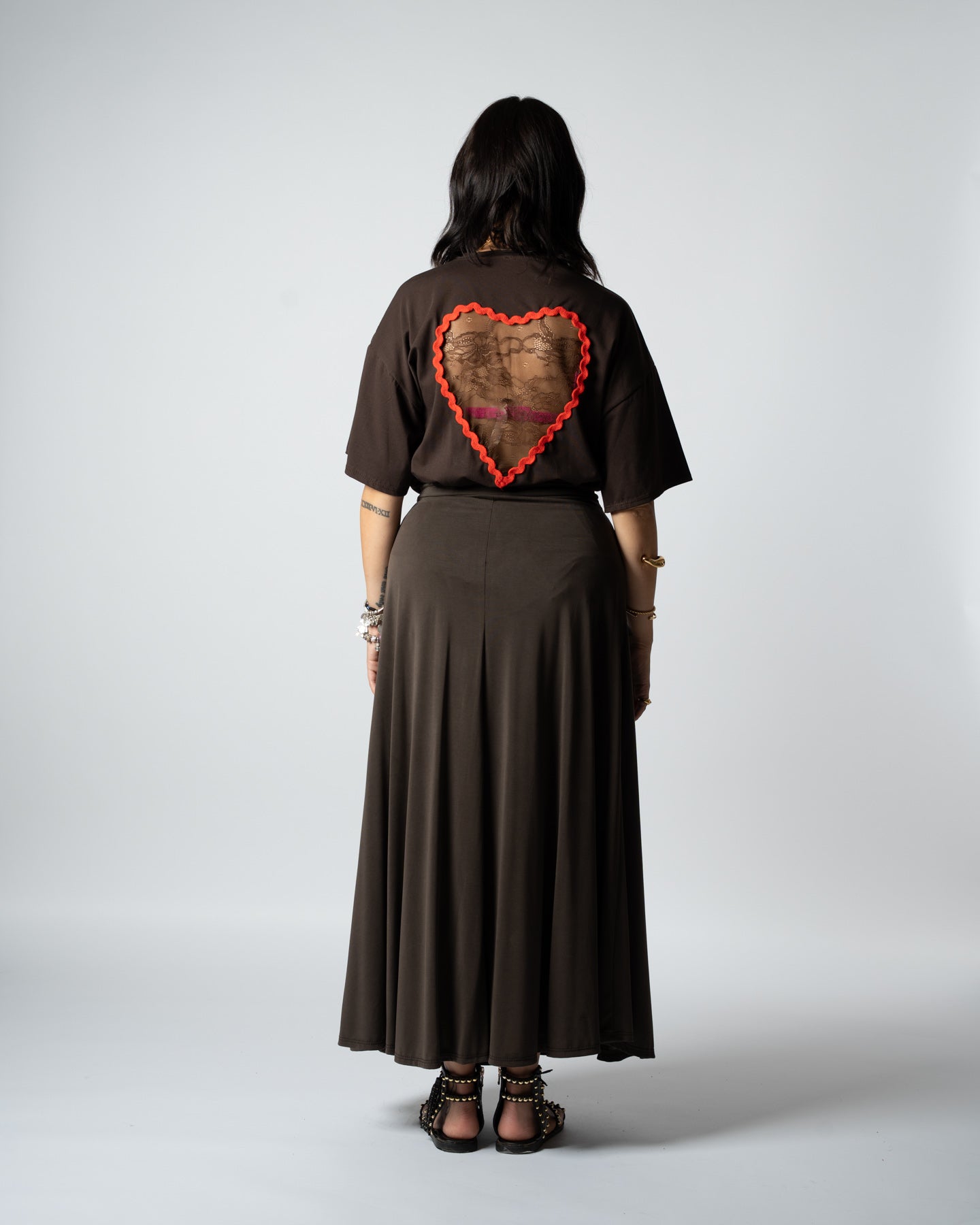 T-shirt cuore marrone