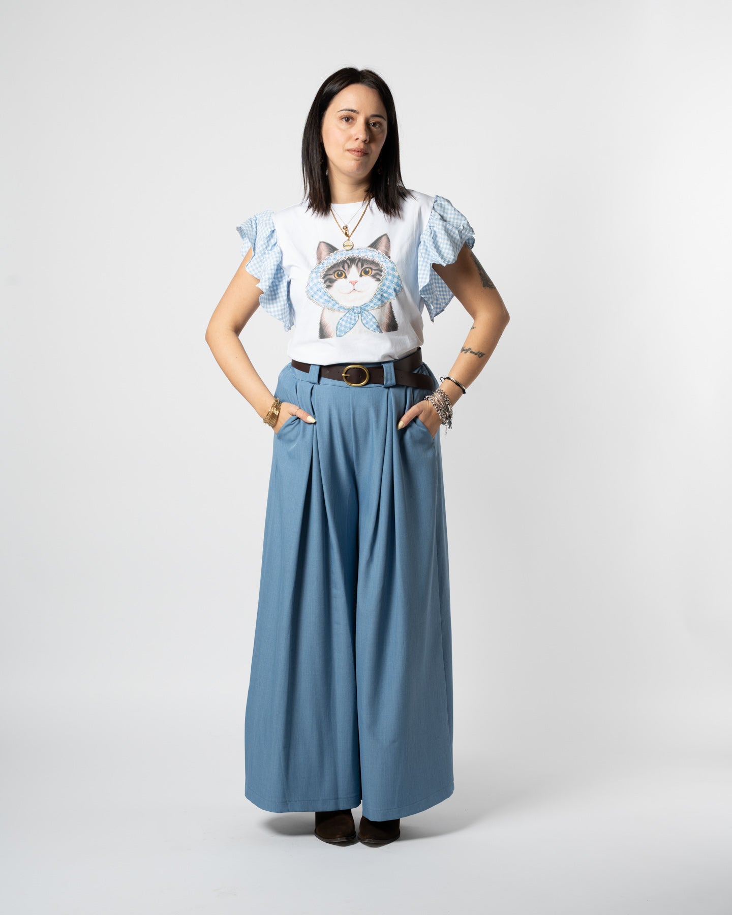 T-shirt celeste gatto